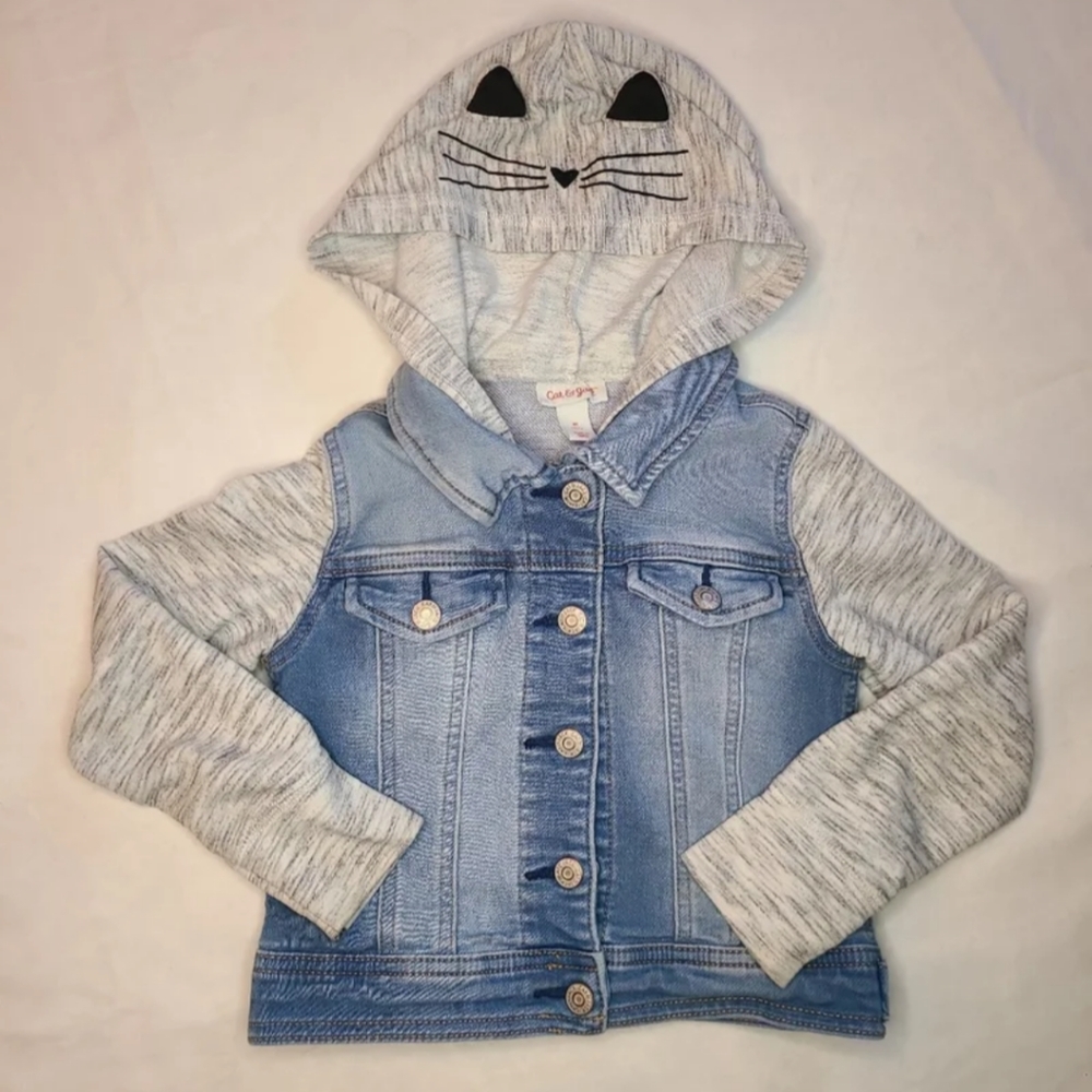 Like new, gently loved Cat and Jack 4T Girls Cat Jean Jacket